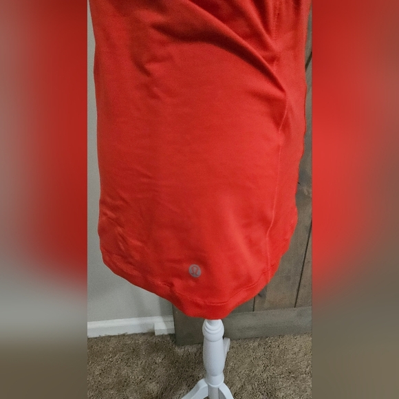 LULULEMON Happy Strappy Tank In Alarming Red.Size 6 - Picture 15 of 15